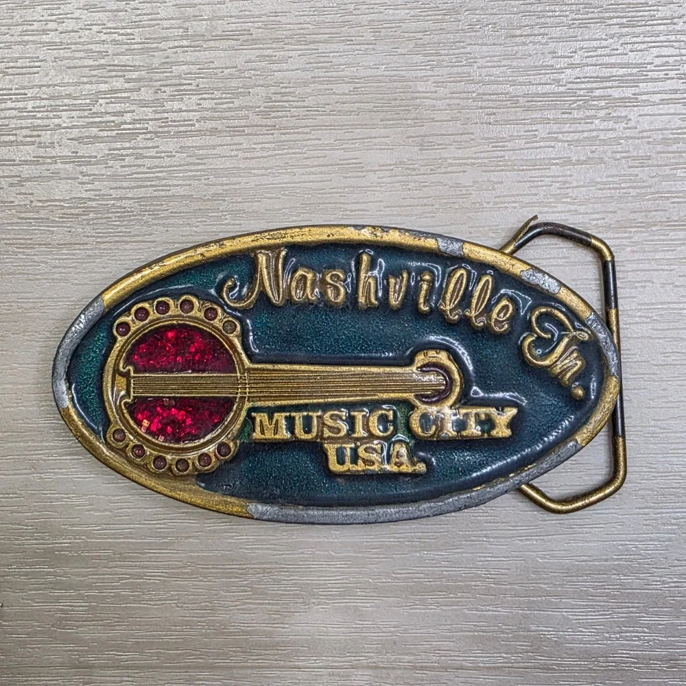 Vintage Nashville TN Music City USA Banjo Belt Buckle Red Glitter Gold Tone Oval